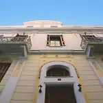 Central Apartments In Psiri