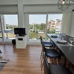 The El Greco Spirit Meets The Athenian Luxury Apt 2