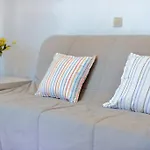 Babis - Loggos Apartments
