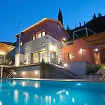Villa Porphyra