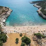 Giola Bungalows Sirines