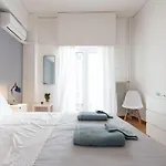 2 Bdrm Apt For Up To 6 Guests Next To Acropolis Museum