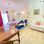 Monastiraki Classy Apartment