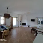 Diasino'S House