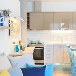 Grand Blue Apartment