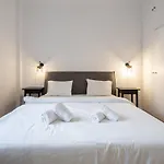 The Urban King Apartment