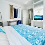 Marmaraki Village House & Apartments