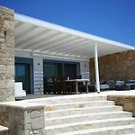 Villa Chelidonia