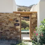 Hide Out Villas
