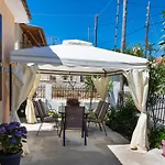 Irinis House