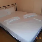 Melios Rooms