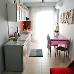 Driftwood Center Apartment
