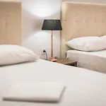 Victoria Prestige Suites Apartments