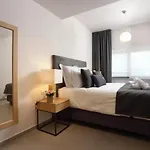 Fivos Luxury Suite