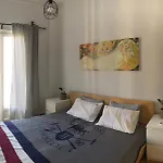 Cosy Apartment In Metaxourgeio
