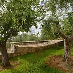 Stone Garden Studio - Private Vacation Hideout
