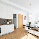 301- Hiendaccomodation-Toplocation
