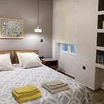 Όμορφο Διαμέρισμα Σε Διατηρητέο Κτίσμα Στην Αθήνα