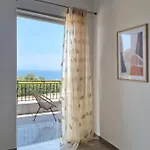 Almyros Aktis Seaview Apartment