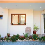 Artemis Rooms Leptokarya