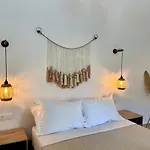 Batsi Seaside Apartment