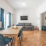 Victoria Sun Apartments