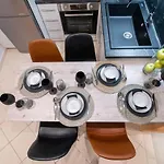 Elite And Style
