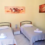 Dourios Ippos Apartments