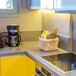 Monemvasia Modern Flat