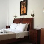 Black Sand Apartments