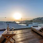 Avra Apartments