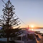 Stella'S Villa ' Spacious 80Sqm Sea View Apartment ' 50M From Beach