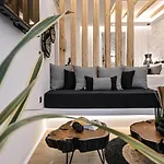 Mythos Luxury Suite