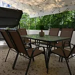 Acropolis Walkway Apartment
