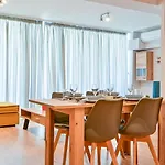 Cozy Apartment Located On The Piraeus Port Area