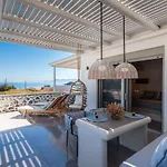 Luxurious Stoudio In Mandrakia 1