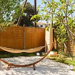 Grand Seaview Retreat - Walk To The Beach