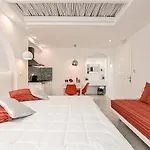 Naxos Evilion Luxury Apartments & Suites