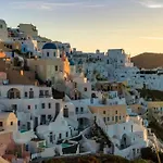 Astrea Suites 