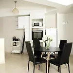 Praxitelis Luxury Apartments