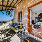 Aurora Villa By K&K