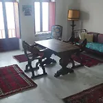 Leros Wonder House