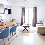 Atop Gold Luxury Suites
