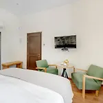 1844 Suites Syros