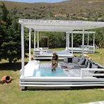 Ow Andros Luxury Suites