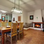 Βίλλα Φανούλα Villa Fanoula