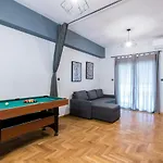 Beautiful Apartment In The Heart Of Athens.