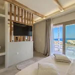 Ocean Pearl Luxurious Suite