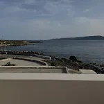 Kalma Sea View House - Kythoikies Holiday Houses