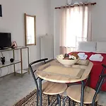 Thanasis' Apartments Β1